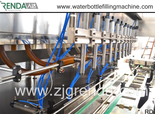 Automatisches Öl-Füllmaschine-Wäscherei-Abschreckungsmittel, das Kapazitäts-kommerzielle flüssige Füller-Maschine 1L 2L 5L füllt