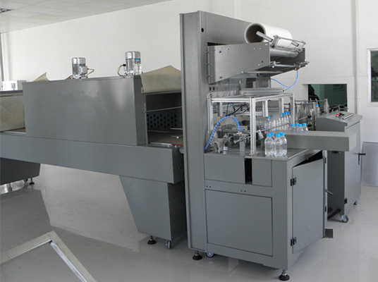 Schrumpffolie automatisierte Verpackmaschinen für Wasser-Abfüllbetrieb-Psychiaters-Verpackungs-Maschine CER-ISO
